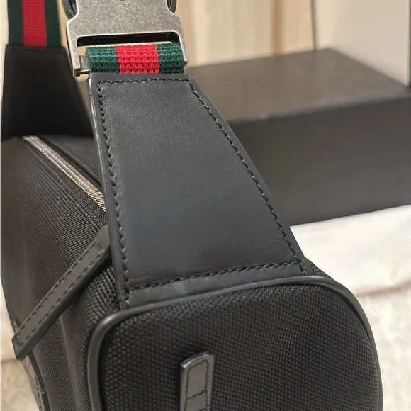 Authentic Gucci Black Techno Canvas Belt Bag✨ - Picture 14 of 15